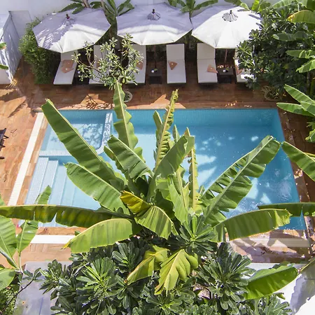 Apsara Centrepole Hotel