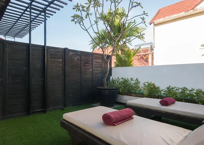 Apsara Centrepole 4*